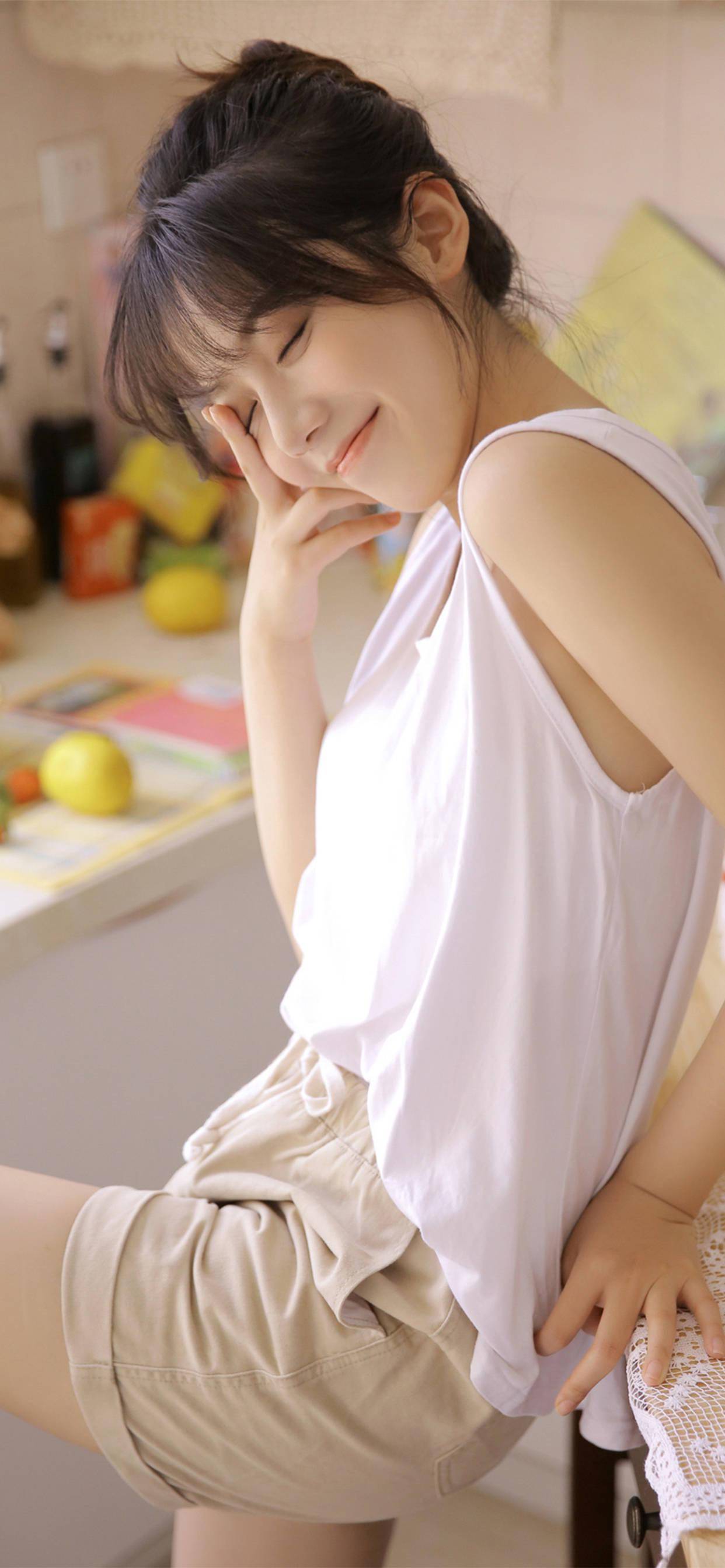 亚洲爆乳精品无码一区二区三区:04-06-14-33-35-42M：38,探索亚洲爆乳精品的无界之旅，一区、二区和三区的独特魅力（04-06-14-33-35-42M，38）