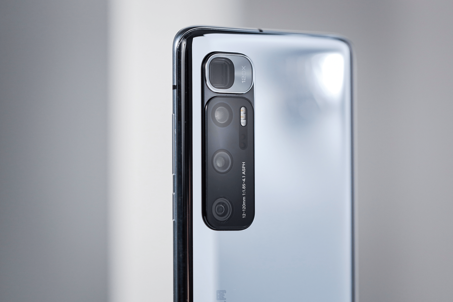 国产999精品2卡3卡4卡:01-13-27-33-39-49D：35,国产999精品系列，探索数字背后的故事与深度内涵