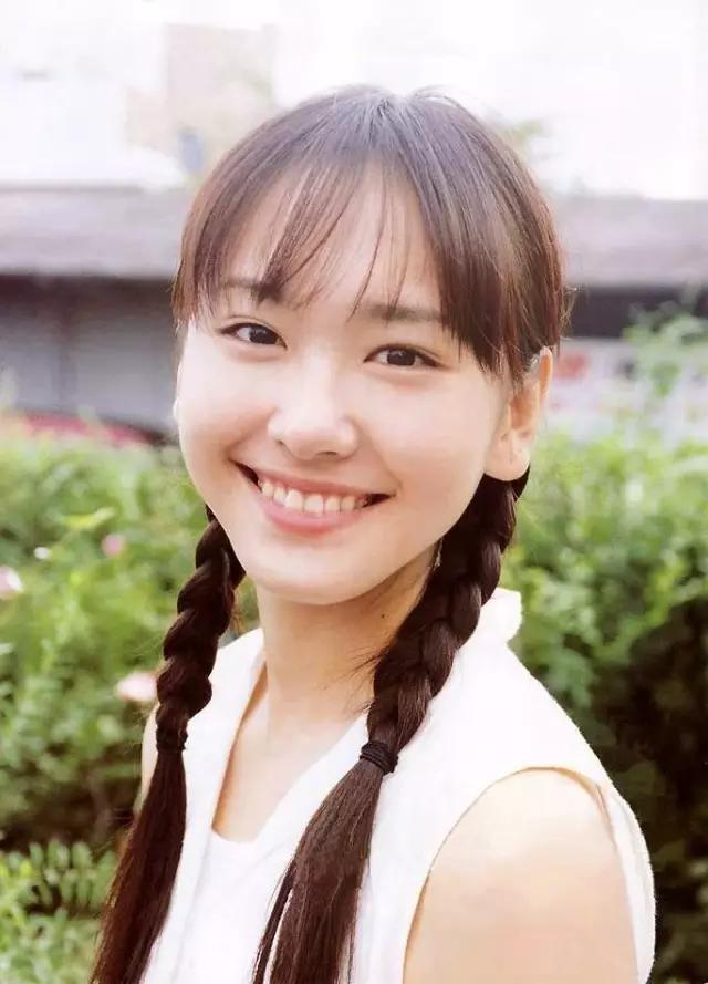 亚洲一区二区三区自拍公司:06-13-25-34-44-46F：35,亚洲一区二区三区自拍公司的探索与发展，深度解析06-13-25-34-44-46F与35的独特魅力