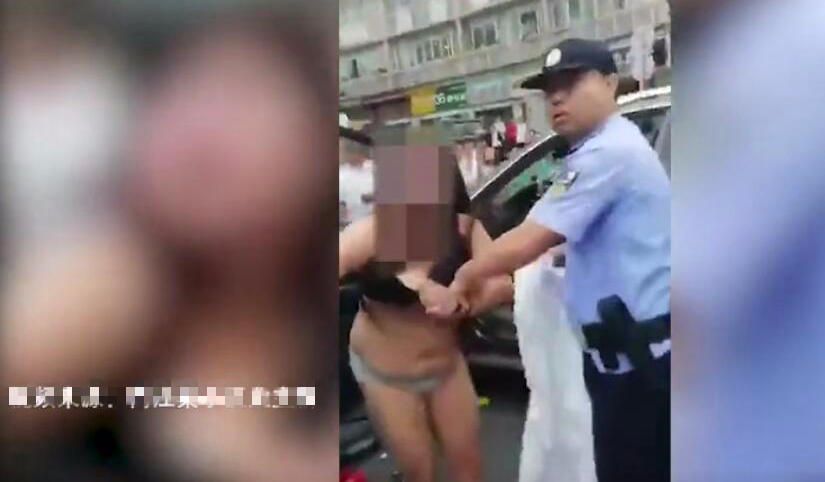 扒开女人内裤猛进猛出免费视频:15-16-18-37-39-45P：31,色情内容是不合法的，违反我国相关的法律法规。我们应该遵守法律和道德准则，远离色情内容。如果您有其他有益身心的娱乐需求，可以寻找一些正规的平台或文化活动，例如观看电影、参加体育运动、学习知识等，以丰富您的生活。