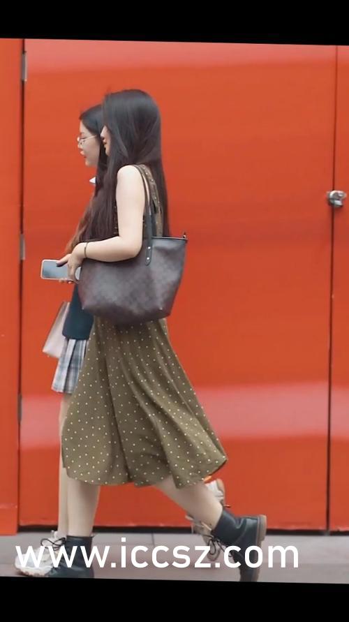少妇性荡欲午夜性开放视频剧场:14-19-23-24-44-46J：21,午夜剧场，探索少妇的性荡世界