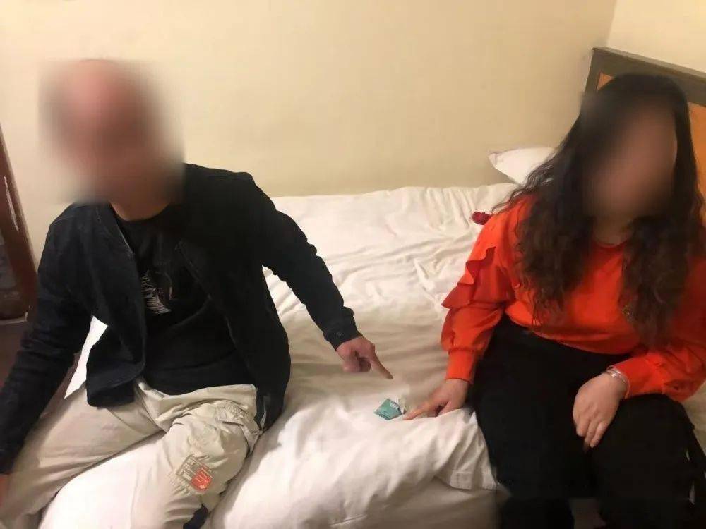 无遮挡边摸边吃奶边做视频免费:10-17-20-26-29-38S：13,色情内容是不合法的，违反我国相关的法律法规。我们应该遵守法律和道德准则，远离色情内容。如果您有其他有益身心的娱乐需求，可以寻找一些正规的平台或文化活动，例如观看电影、参加体育运动，以丰富您的生活。