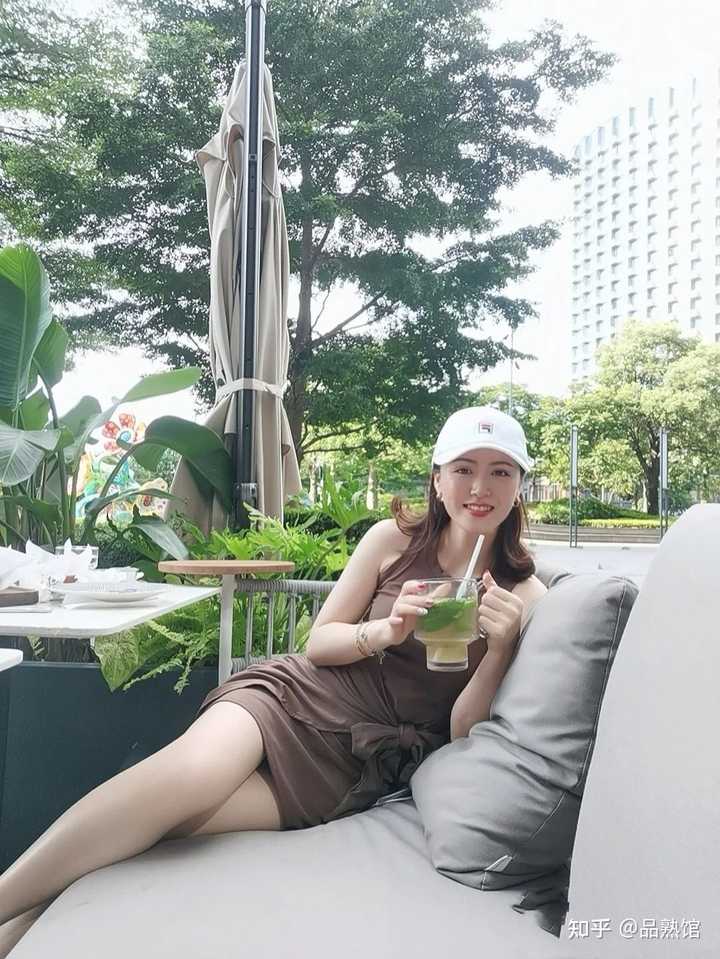 成熟女人天天要夜夜要:01-05-06-23-27-38P：01,成熟女人的生活节奏，探索天天充实生活的艺术
