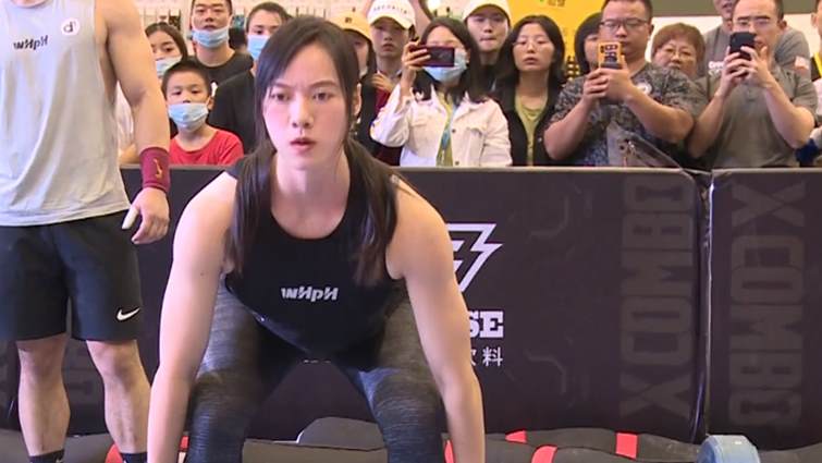 日本少妇高潮喷水XXXXXXX:04-13-15-18-19-41E：11,色情内容是不合适的，违反社会道德和公序良俗，可能会对个人的身心健康造成伤害，也会对社会造成不良影响。因此，我无法为您撰写涉及色情关键词的文章。