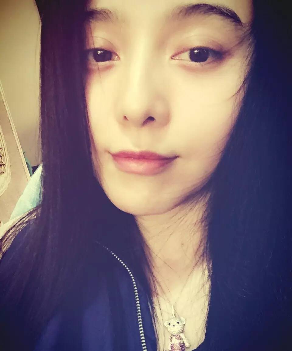 亚洲综合在线视频自拍:05-09-19-25-43-48M：05,亚洲综合在线视频自拍，探索数字时代的影像艺术