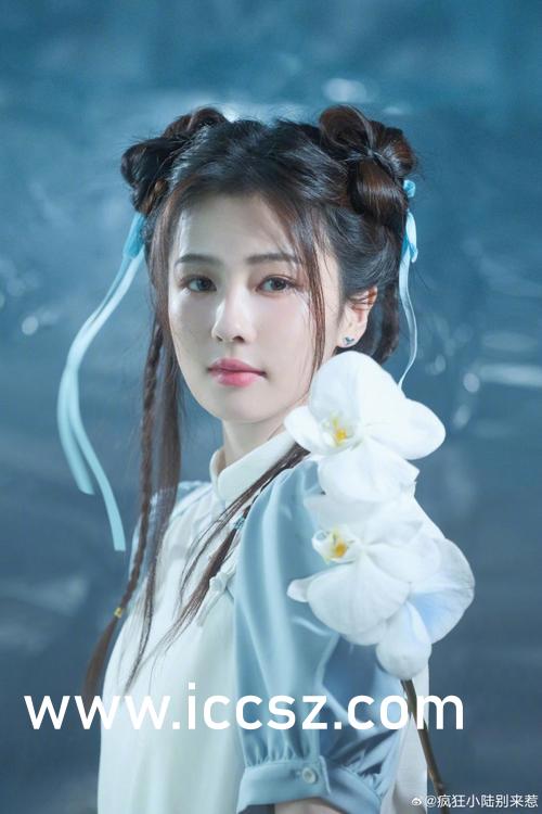 在线视频国产制服丝袜:07-21-30-39-46-47W：23,在线视频中的国产制服丝袜，探索时尚与娱乐的交融之美