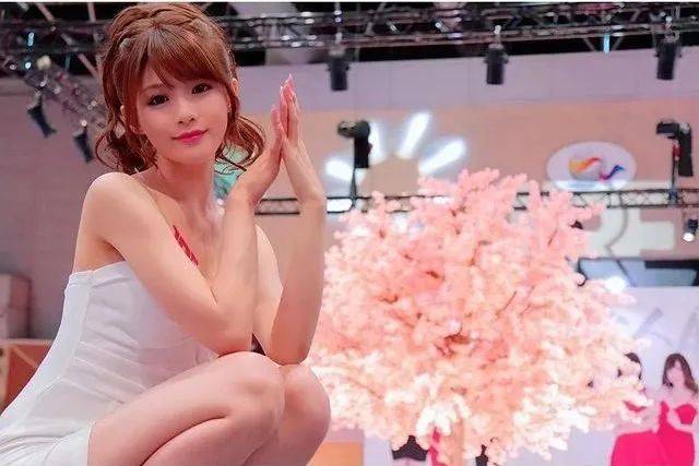 成人亚洲综合AV电影网:09-26-28-29-31-47A：32,关于成人亚洲综合AV电影网的探讨