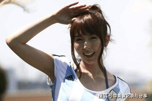 久久久久亚洲AV综合波多野结衣:16-18-25-35-40-48Z：23,久久久久亚洲AV综合波多野结衣，探索数字背后的故事与魅力