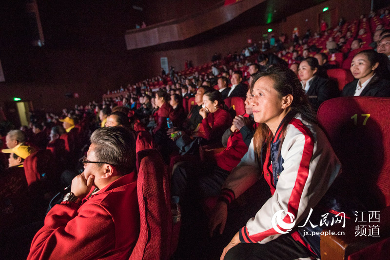 亚洲AV电影一区二区在线秋霞网:11-15-16-19-25-48R:09,亚洲AV电影一区二区在线秋霞网,深度解析与探讨 亚洲AV电影一区二区在线秋霞网:11-15-16-19-25-48R:09,亚洲AV电影一区二区在线秋霞网,深度解析与探讨
