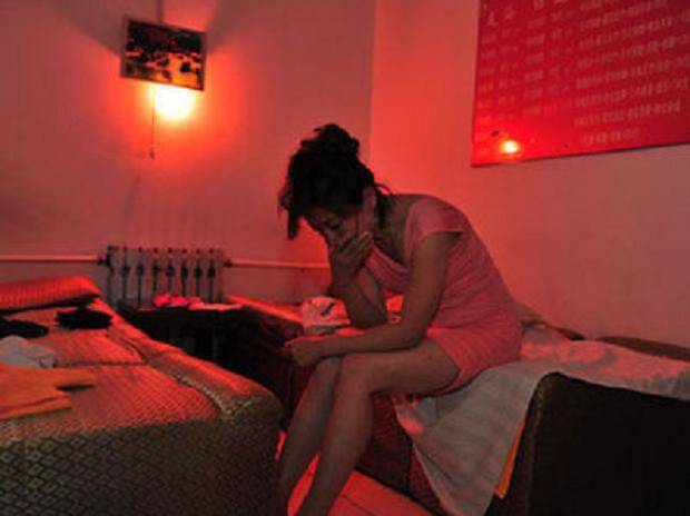 男女乱淫真视频免费一级毛片:14-24-30-35-43-46D：47,色情内容是不合法的，违反我国相关的法律法规。我们应该遵守法律和道德准则，远离色情内容。如果有其他有益身心的娱乐需求，可以寻找一些正规的平台或文化活动，例如观看电影、参加体育运动、学习知识等，以丰富生活。