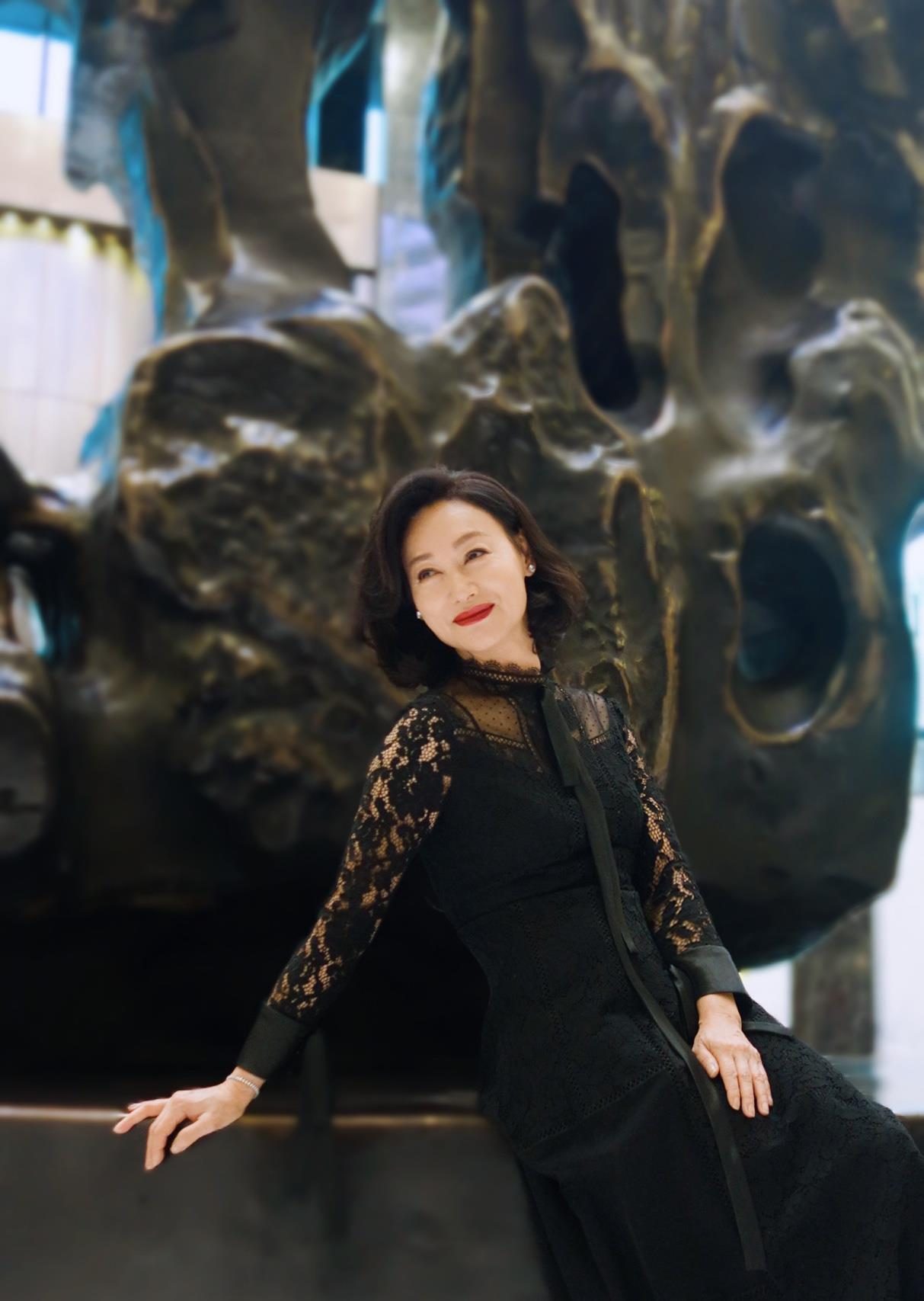 china熟女熟妇乱老女人:01-06-09-16-21-33Y：10,中国熟女熟妇的魅力与多元视角下的女性形象