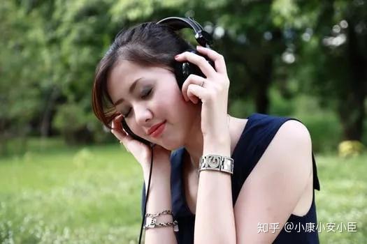 国产精品成熟老女人:12-13-15-19-22-23M：29,国产精品成熟老女人的魅力，从青涩到成熟的岁月见证