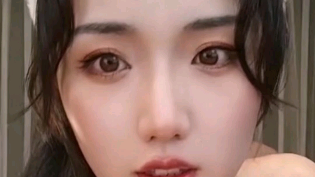 极品少妇被猛得白浆直流草莓视频:20-21-26-35-40-41W：30,极品少妇的生活点滴，草莓视频中的激情瞬间