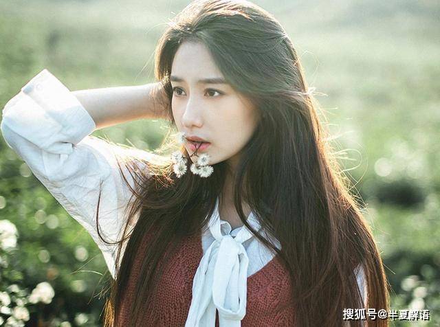 无码人妻精品一区二区三:02-08-28-32-33-45N：36,色情内容是不合法的，违反我国相关的法律法规。我们应该遵守法律和道德准则，远离色情内容。如果您有其他有益身心的娱乐需求，可以寻找一些正规的平台或文化活动，例如观看电影、参加体育运动等。这些活动不仅能够提供娱乐，还能够促进身心健康。让我们共同努力，为自己和他人创造一个积极、健康、和谐的社会环境。