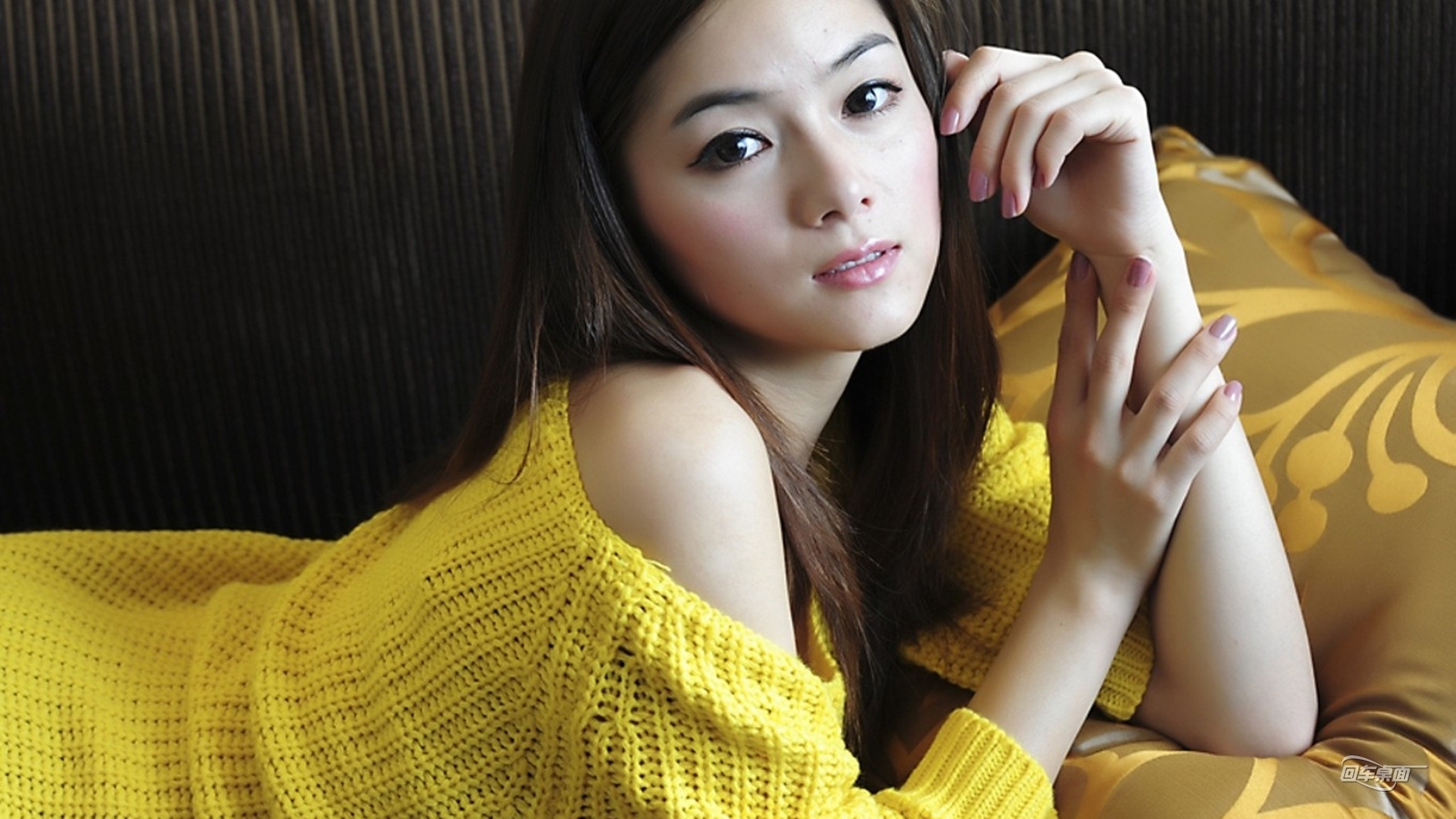 色费女人18毛片a级毛片视频:03-18-19-22-39-46T：41,色情内容是不合法的，违反我国相关的法律法规。我们应该遵守法律和道德准则，远离色情内容。如果有其他有益身心的娱乐需求，可以寻找一些正规的平台或文化活动，例如观看电影、参加体育运动等。这些活动不仅能够提供娱乐，还能够促进身心健康。同时，我们应该保持健康的生活和娱乐方式，避免接触不良信息，共同维护社会的道德风尚和法律秩序。以下是一篇关于健康娱乐方式的文章