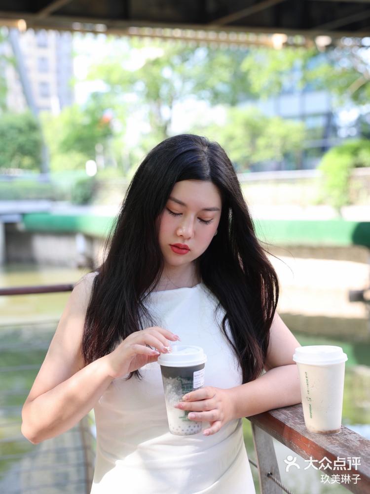 久久久综合九色合综:04-09-18-22-34-47J:16,久久久综合九色合综,探索多元色彩的魅力时光 久久久综合九色合综:04-09-18-22-34-47J:16,久久久综合九色合综,探索多元色彩的魅力时光