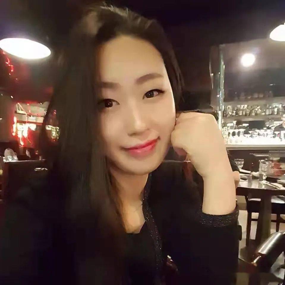 无码人妻αⅤ免费一区二区三区:04-06-22-36-38-45U：46,色情内容是不合法的，违反我国相关的法律法规。我们应该遵守法律和道德准则，远离色情内容。如果您有其他有益身心的娱乐需求，可以寻找一些正规的平台或文化活动，例如观看电影、参加体育运动，以丰富您的生活。