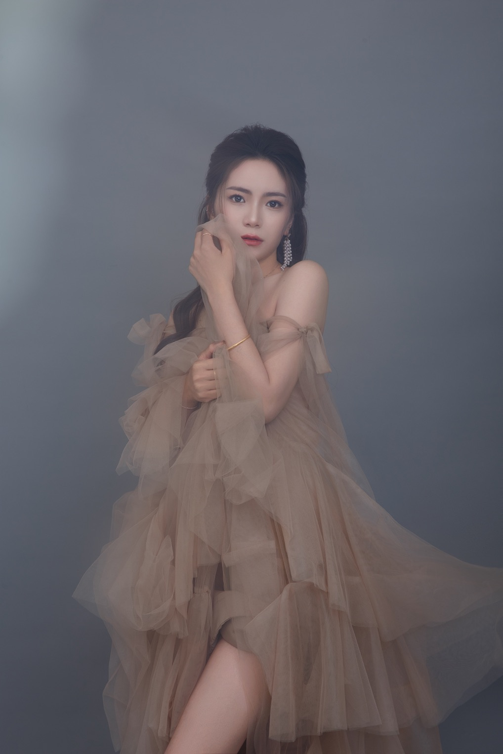 伊人热热久久原色播放www:07-10-18-20-24-38Y：38,伊人热热久久，探索原色播放的魅力