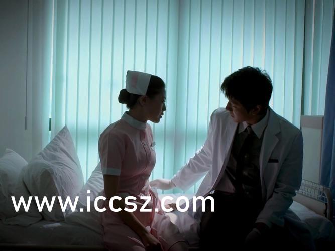 老师穿着旗袍肉色丝袜让我玩:02-06-23-32-36-37D：20,老师穿着旗袍肉色丝袜的特殊课堂体验，一次难忘的教育经历