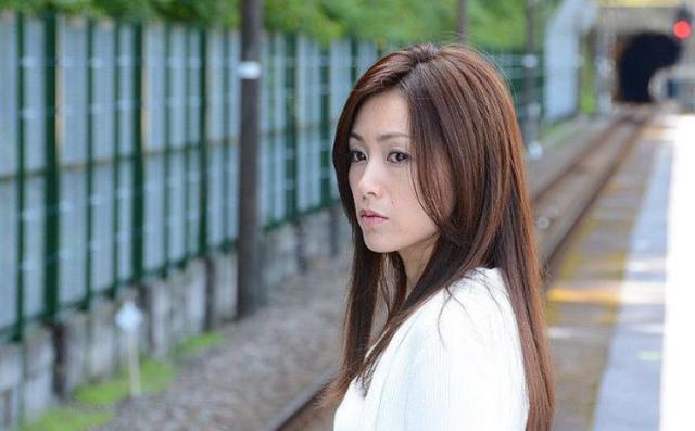 日韩亚AV无码一区二区三区:03-09-12-22-46-49T：35,日韩亚AV无码分区的探索，深入了解一区、二区和三区的特色（03-09-12-22-46-49T，35）