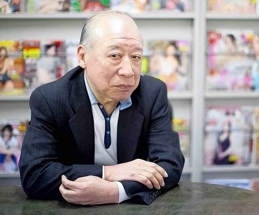 亚洲AV成人无码久久精品老人:20-29-41-43-48-49K:11,亚洲AV成人无码久久精品,探索不同年龄段老人的独特魅力与情感需求 亚洲AV成人无码久久精品老人:20-29-41-43-48-49K:11,亚洲AV成人无码久久精品,探索不同年龄段老人的独特魅力与情感需求