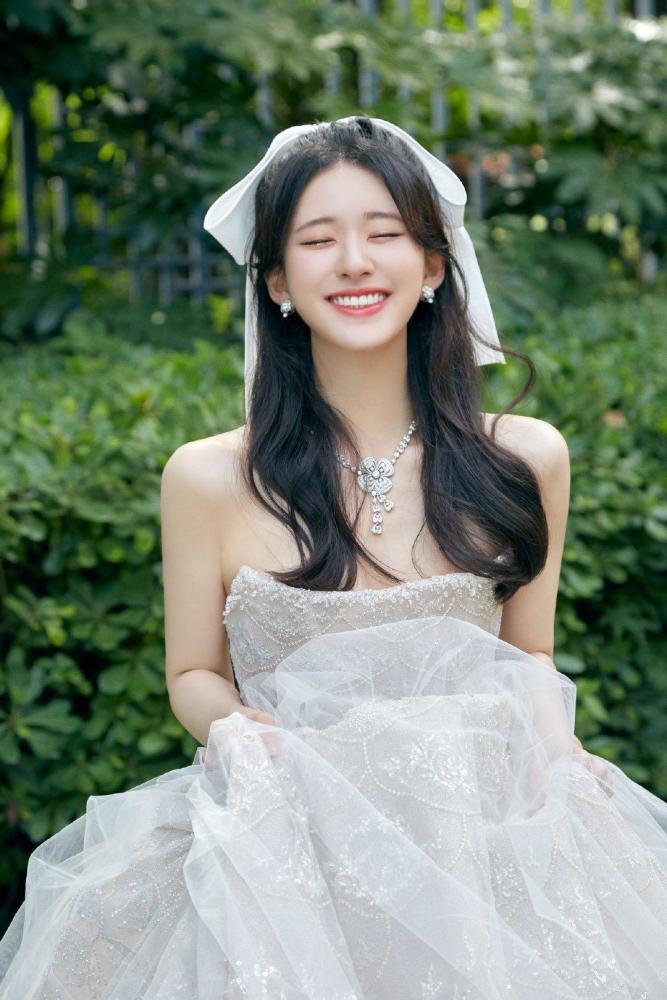 狠狠色丁香婷婷综合久久图片:01-06-08-20-30-35U：42,狠狠色丁香婷婷综合久久图片的探索与赏析（关键词，01-06-08-20-30-35U）
