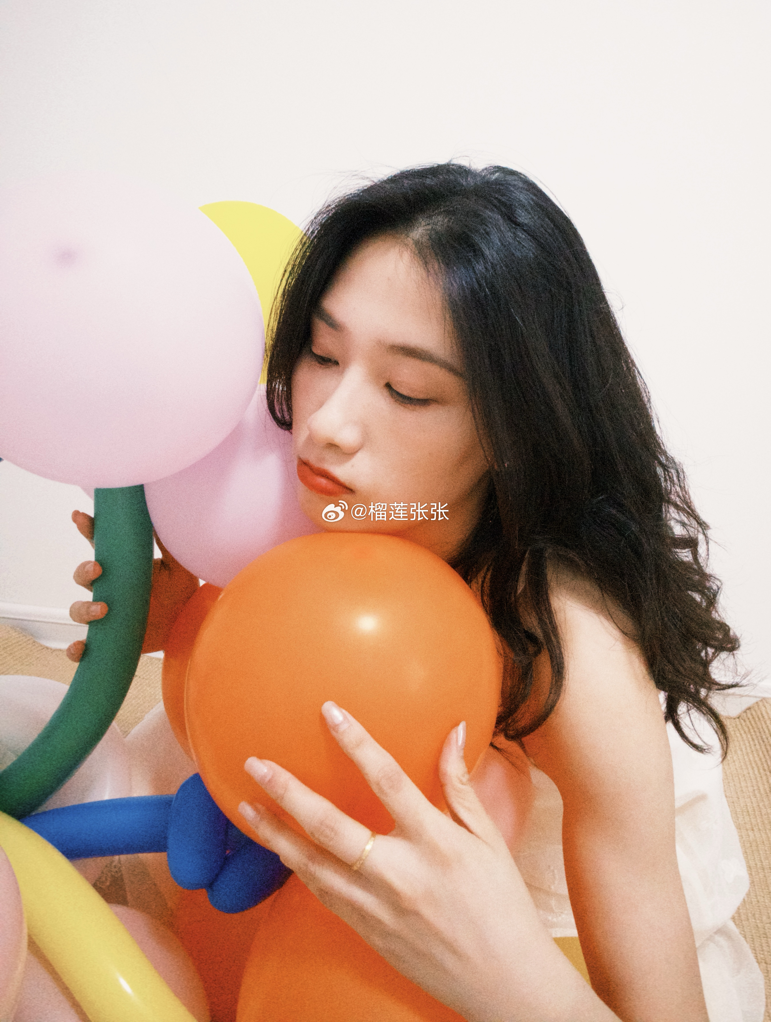 久久久久88色偷偷:02-09-24-39-43-49P：26,久久久久88色，探索未知色彩的神秘之旅