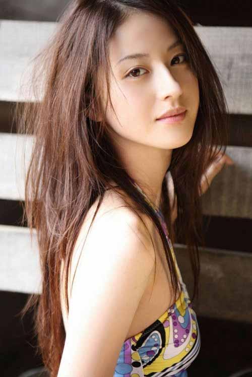 国产成年女人特黄特色毛片免:18-20-21-26-32-43W：48,色情内容是不合法的，违反我国相关的法律法规。我们应该遵守法律和道德准则，远离色情内容。如果您有其他有益身心的娱乐需求，可以寻找一些正规的平台或文化活动，例如观看电影、参加体育运动、学习绘画或音乐等。这些活动不仅能够提供娱乐，还能够提升您的技能和素质，促进身心健康。让我们共同维护一个健康、积极的社会环境。