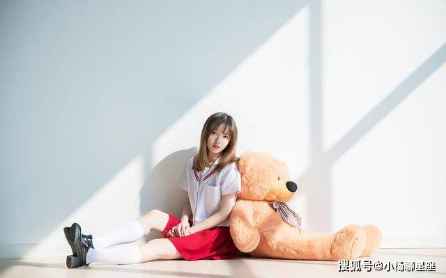 婷婷五月深爱憿情网六月综合:01-17-19-30-45-48W：02,婷婷的深情五月与激情六月，一场情感的交织与综合体验