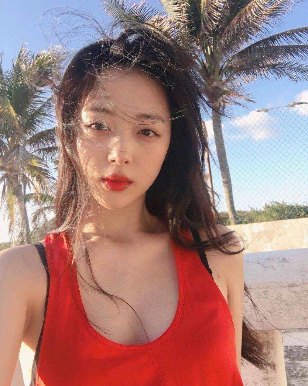 永久免费AV无码入口:21-22-25-43-44-47D：35,色情内容是不合法的，违反我国相关的法律法规。我们应该遵守法律和道德准则，远离色情内容。如果您有其他有益身心的娱乐需求，可以寻找一些正规的平台或文化活动，例如观看电影、参加体育运动、学习知识等，以丰富您的生活。