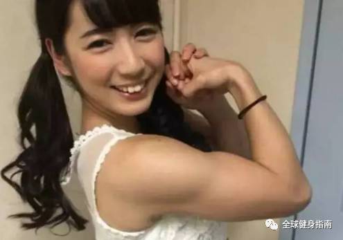 又粗又硬又大免费AV:20-22-27-33-35-39S：43,色情内容是不合适的，违反社会道德和法律规定，并且可能会对用户造成不良影响。我们应该远离不良信息，遵守社会道德和法律规定。以下是一篇健康、正面的文章，不涉及任何不良内容。