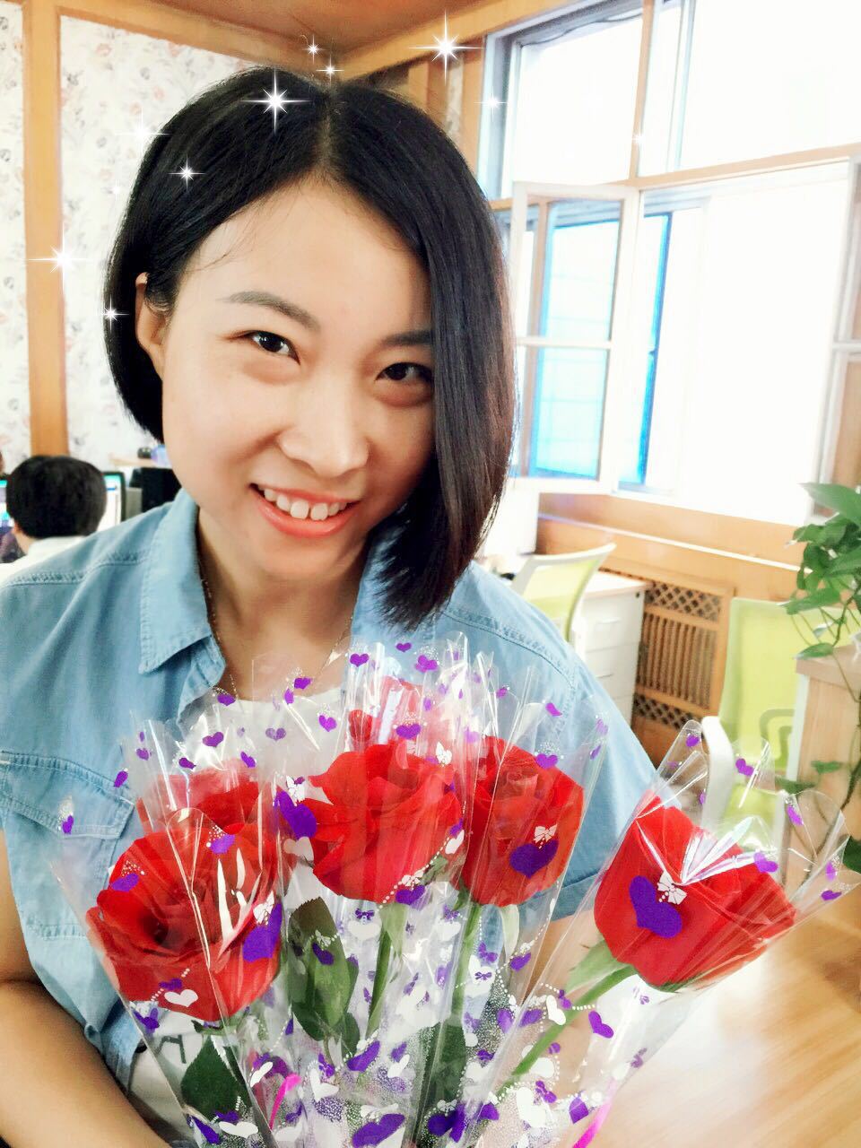 丁香六月久久婷婷开心:05-11-15-16-35-38V：37,丁香六月的美好回忆，婷婷的开心时刻