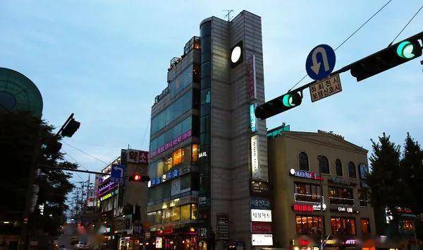 欧美怡春院一区二区三区:03-07-16-33-37-48Z:30,欧美怡春院一区二区三区,探索成人娱乐产业的多元魅力 欧美怡春院一区二区三区:03-07-16-33-37-48Z:30,欧美怡春院一区二区三区,探索成人娱乐产业的多元魅力