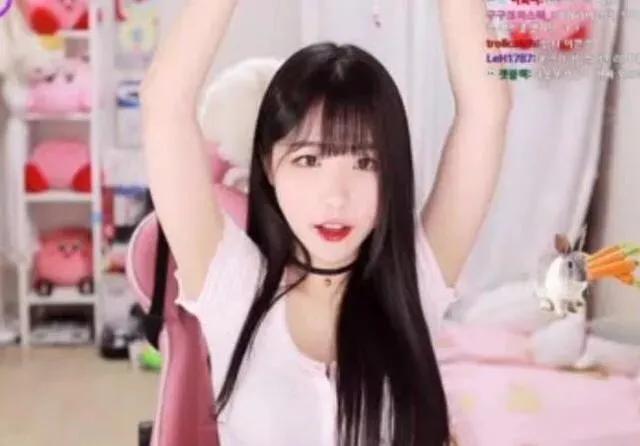 免费国产裸体美女视频全黄:21-35-36-45-46-47T：21,免费国产裸体美女视频全黄，探索与警示