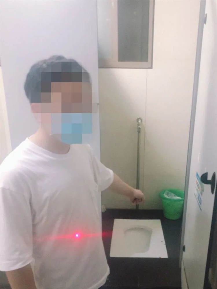 亚洲一区二区三区偷拍女厕:21-25-39-40-46-47D：04,亚洲一区二区三区偷拍女厕，深度探索与反思