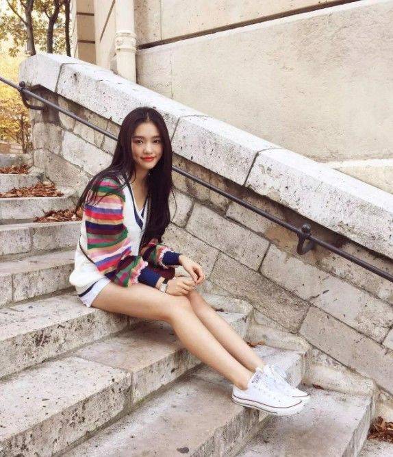 西西人体444WWW大胆无码视频:02-07-26-29-40-45Y：24,色情内容是不合法的，违反我国相关的法律法规。我们应该遵守法律和道德准则，远离色情内容。如果您有其他有益身心的娱乐需求，可以寻找一些正规的平台或文化活动，例如观看电影、参加体育运动，以丰富您的生活。