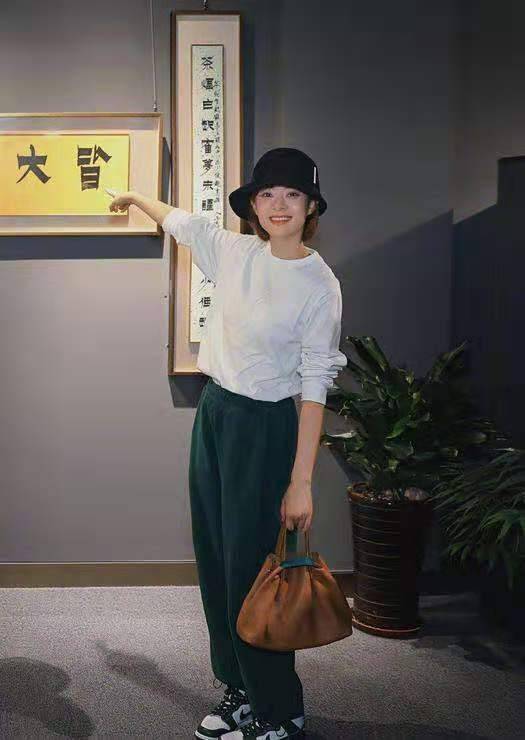 丰满少妇被猛烈进入无码:04-06-22-36-38-45U：46,丰满少妇的私密体验，无码探索的激情之旅