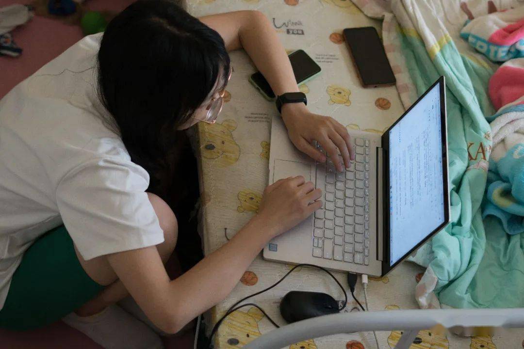 少妇AV一区二区三区无码:07-20-21-23-25-41C：07,探索少妇AV一区二区三区无码的魅力，一场视觉盛宴的解析